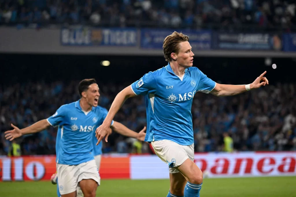napoli-v-cagliari-serie-a-2-1